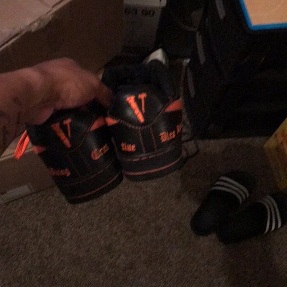 Nike Vlone air forces 8.5 mid condition.